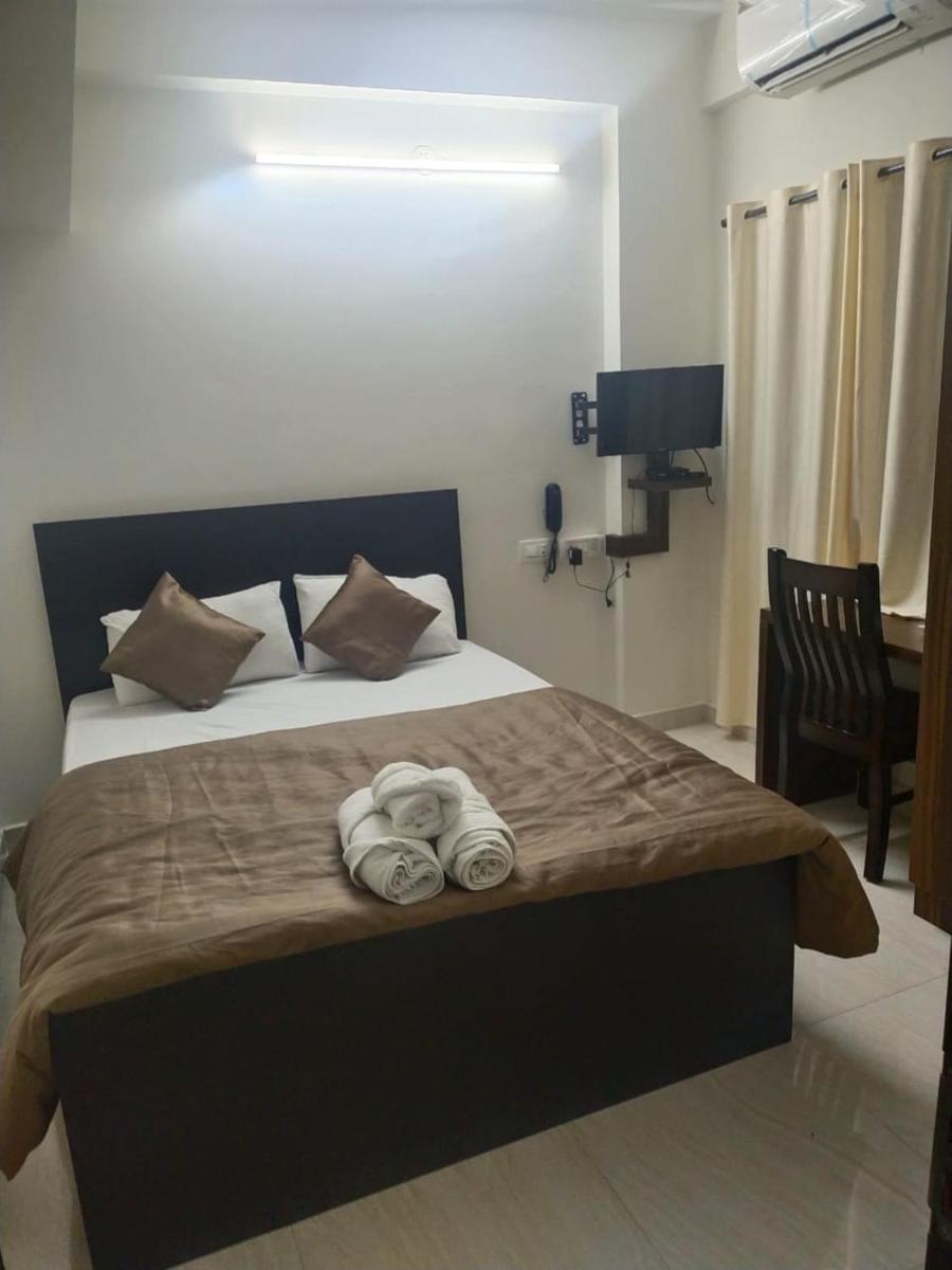 Siri Delight - Housity