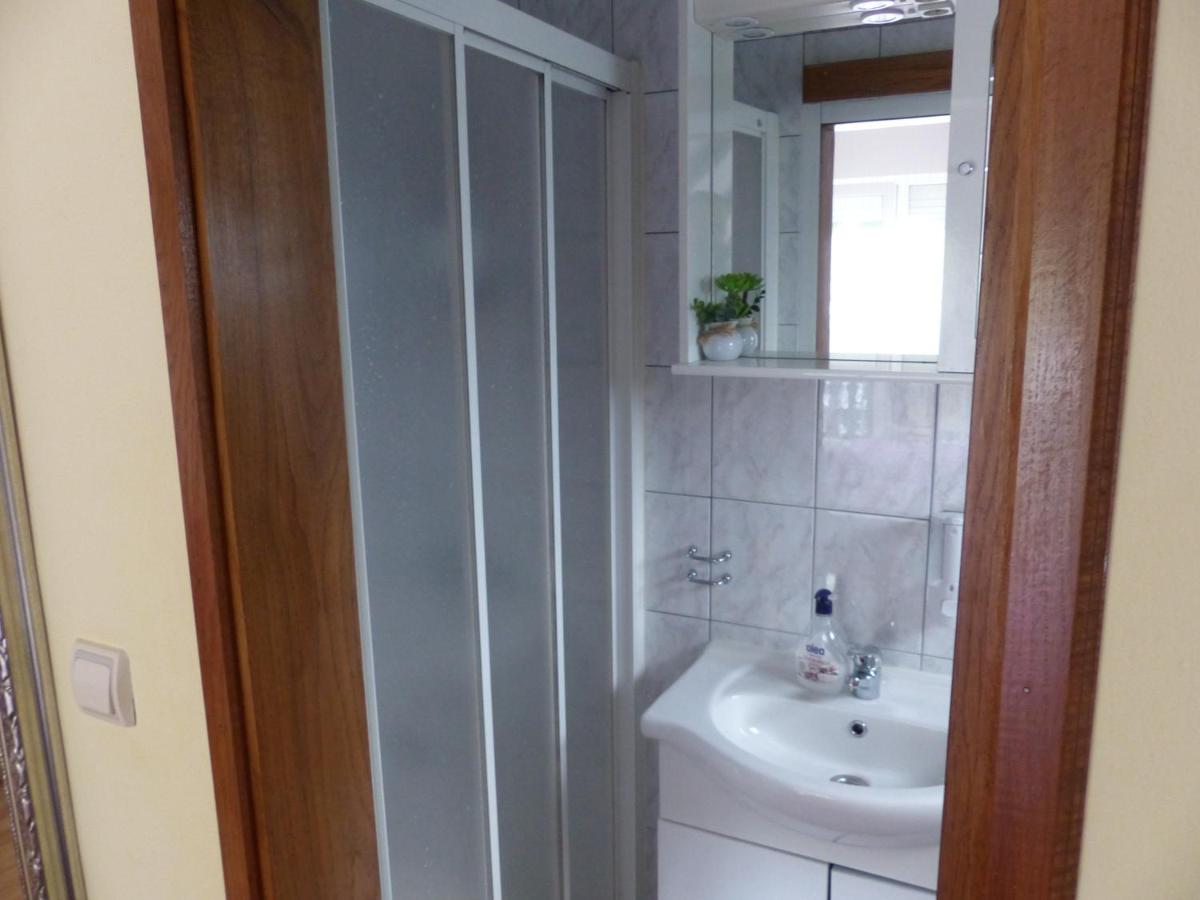 House Pox - Hizvo