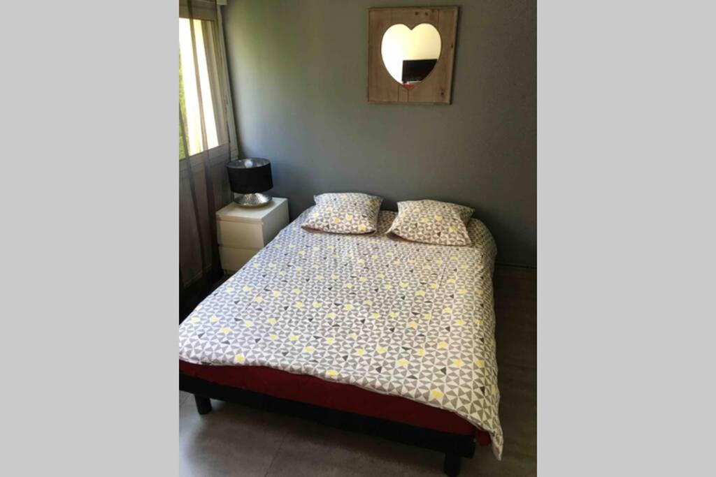 Bel appartement en rez de jardin, 10min centre et 300m quais de seine WIFI - Housity
