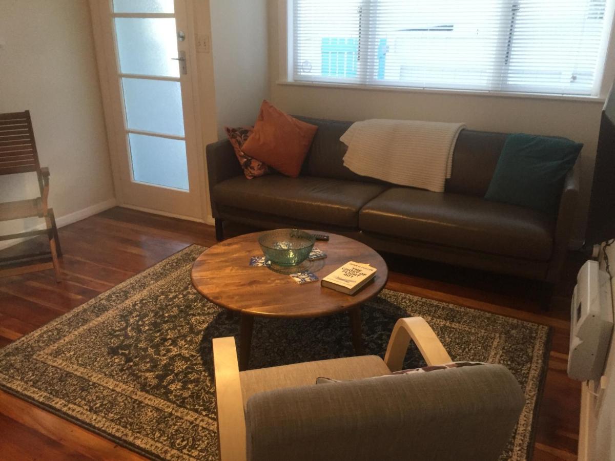 Cherry Blossom Apartment - Housity
