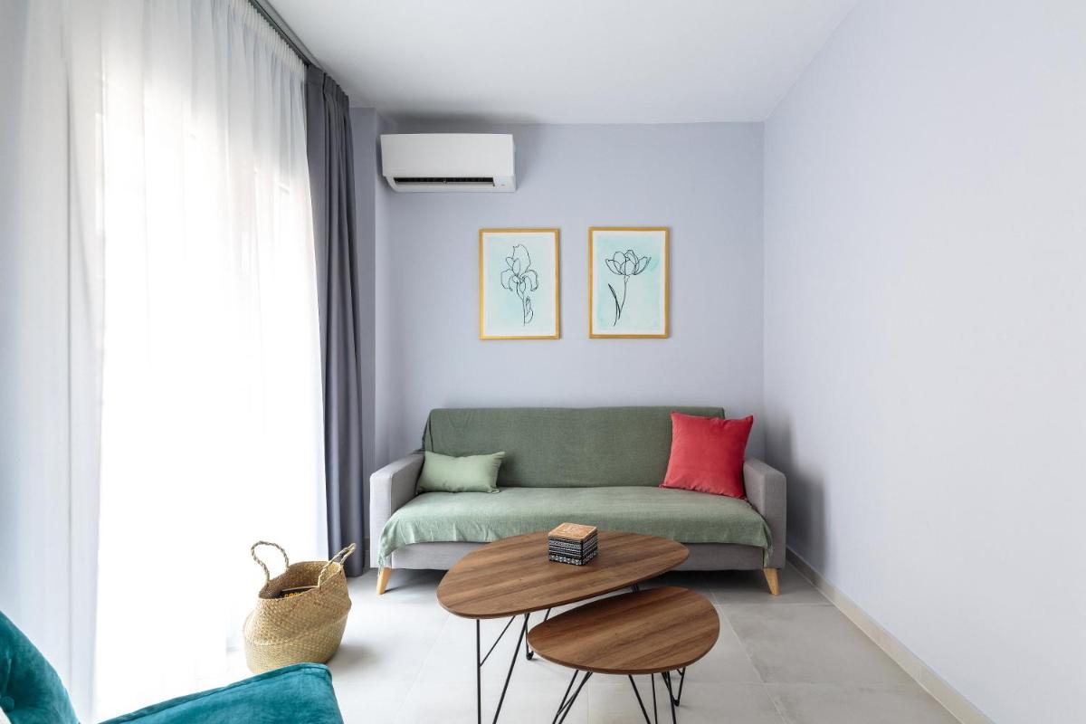 Art Central Suites - Housity