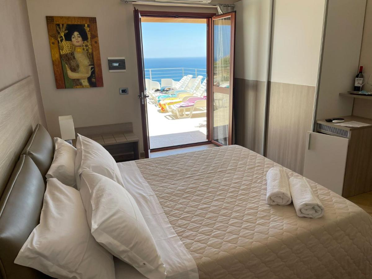 B&B Terrazze Chiaramontane Exclusive Resort - Housity
