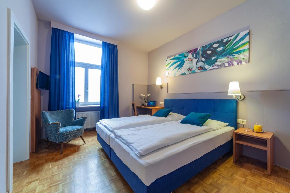 Stadthotel - Housity