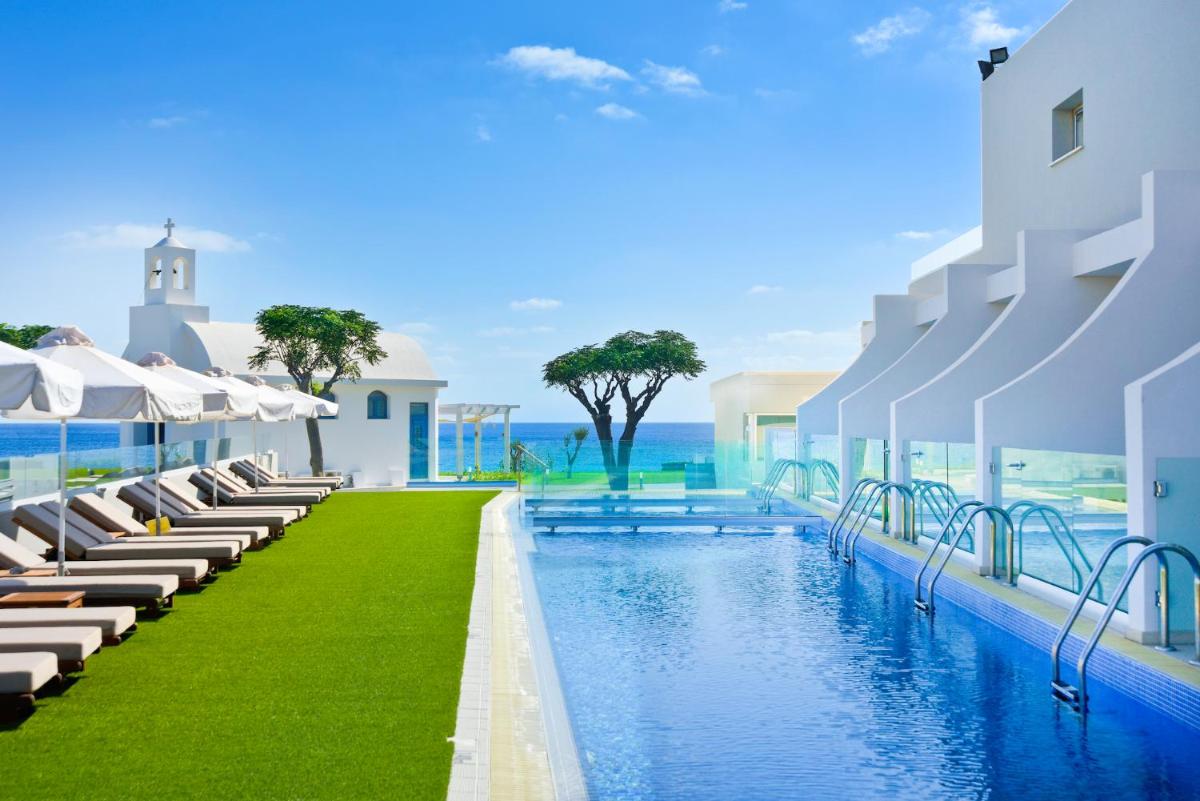 Pernera Beach Hotel - Housity