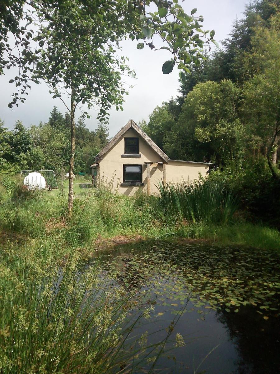 Castaway Cabin - Housity