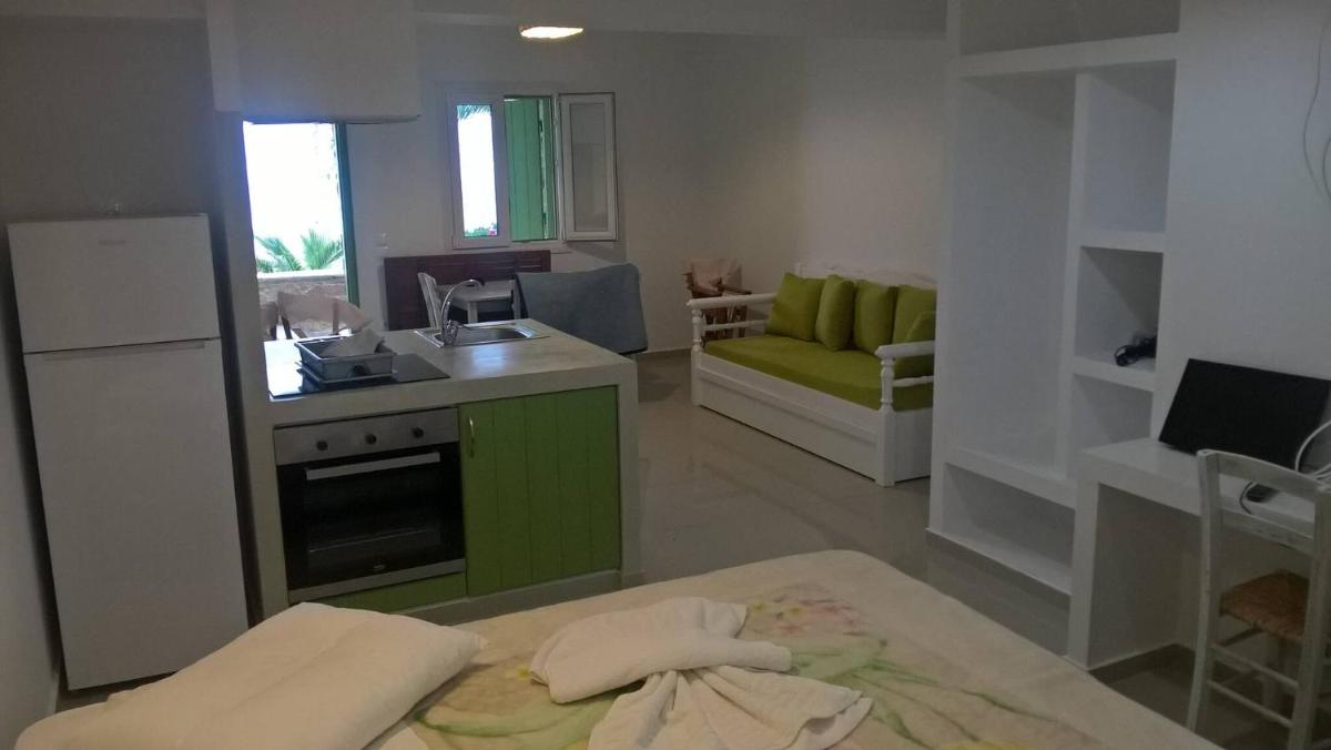 Studio At Villa Ioanna With Gorgeous Sea View - Housity