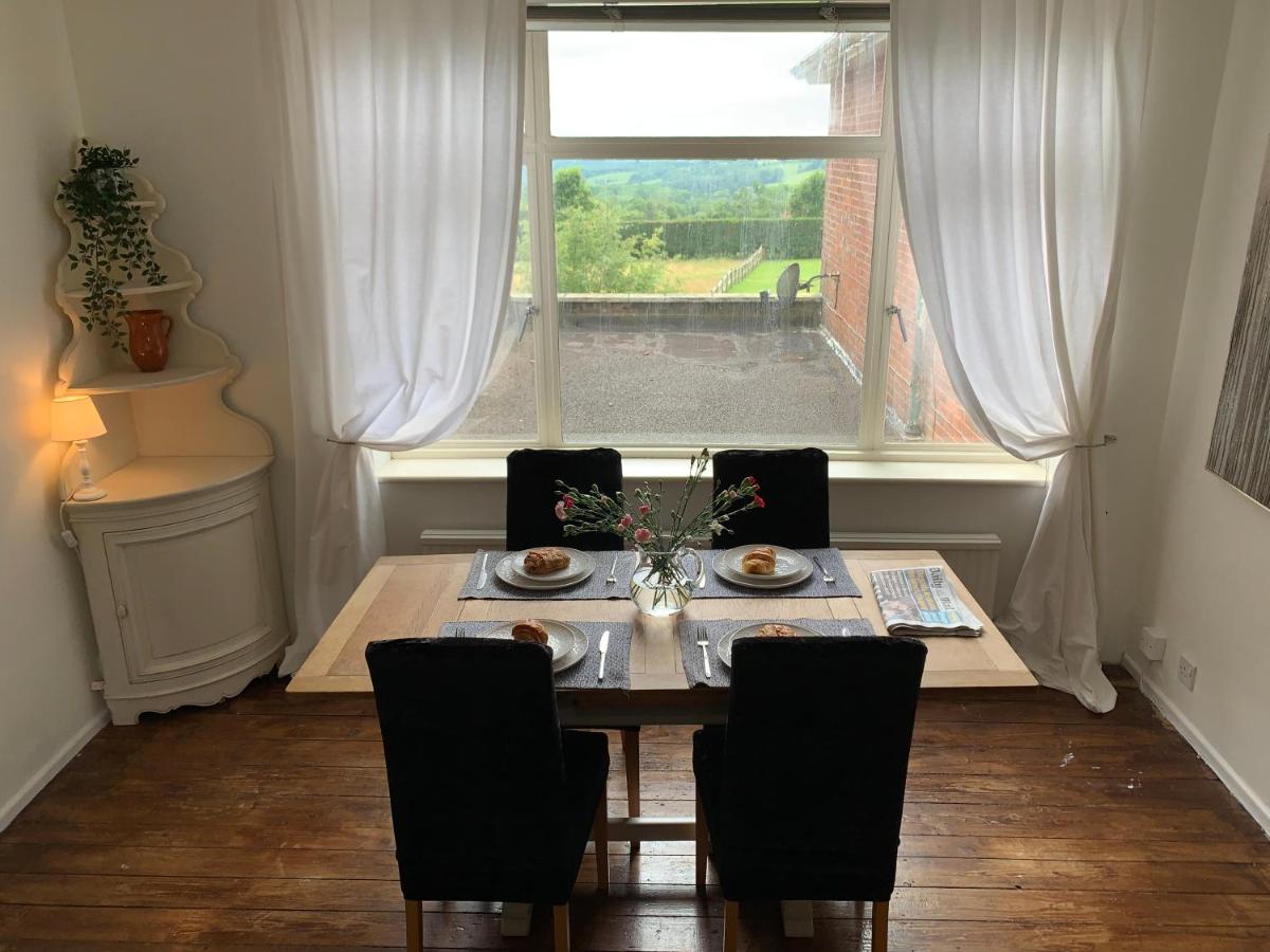 Entire Spacious Apartment - Housity