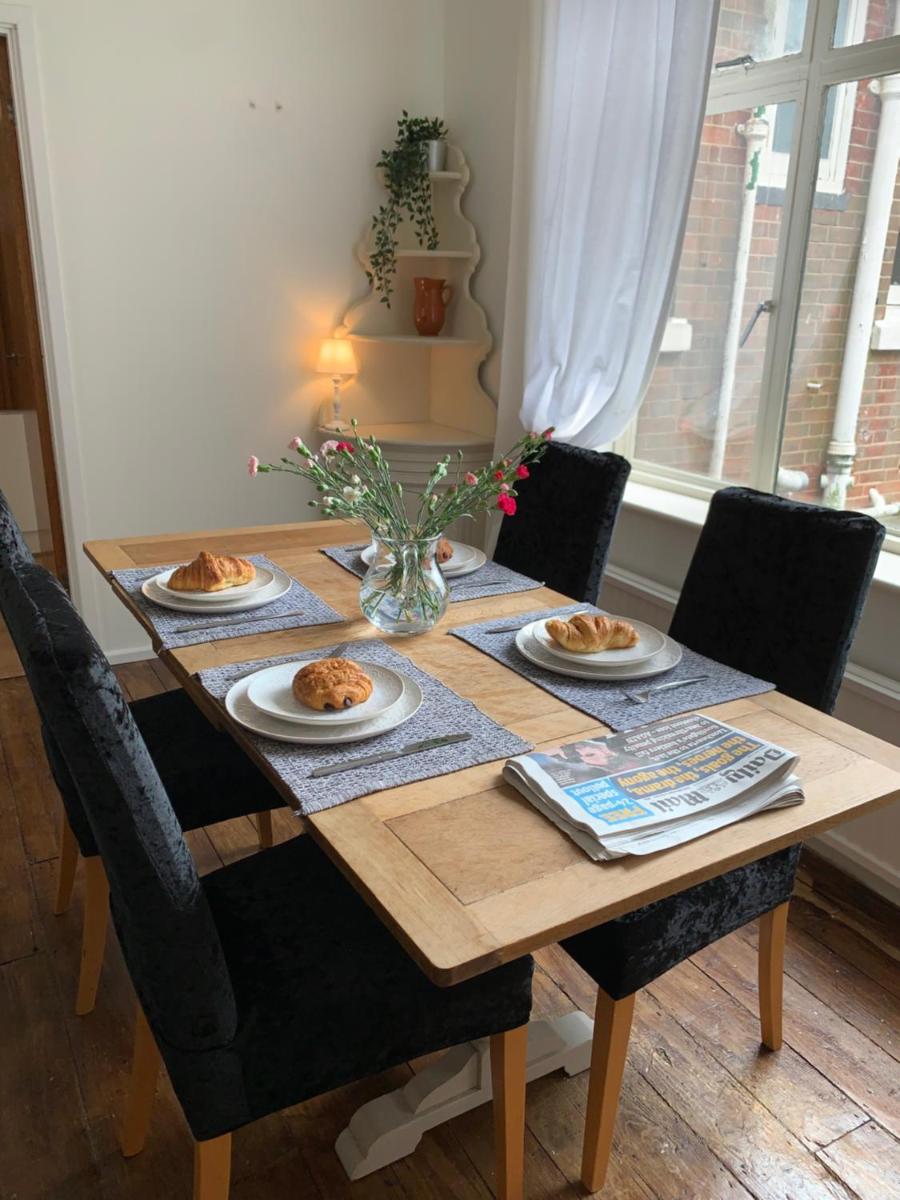 Entire Spacious Apartment - Housity