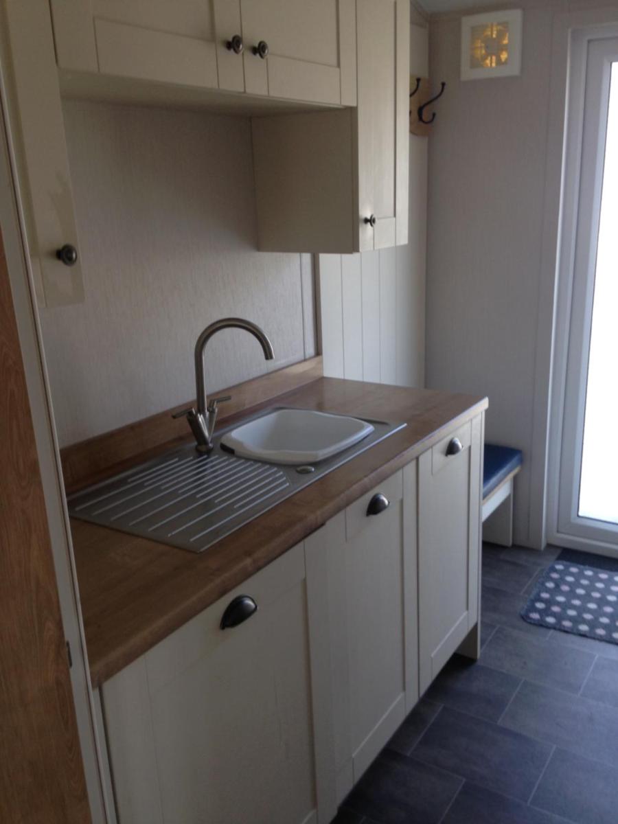 4 Signature Cove Thorness Bay Thorness Lane Isle of Wight PO31 8NJ - Housity