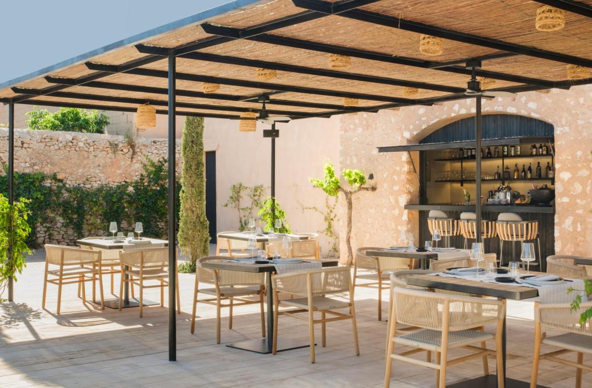 Un restaurante o sitio para comer en Can Ferrereta