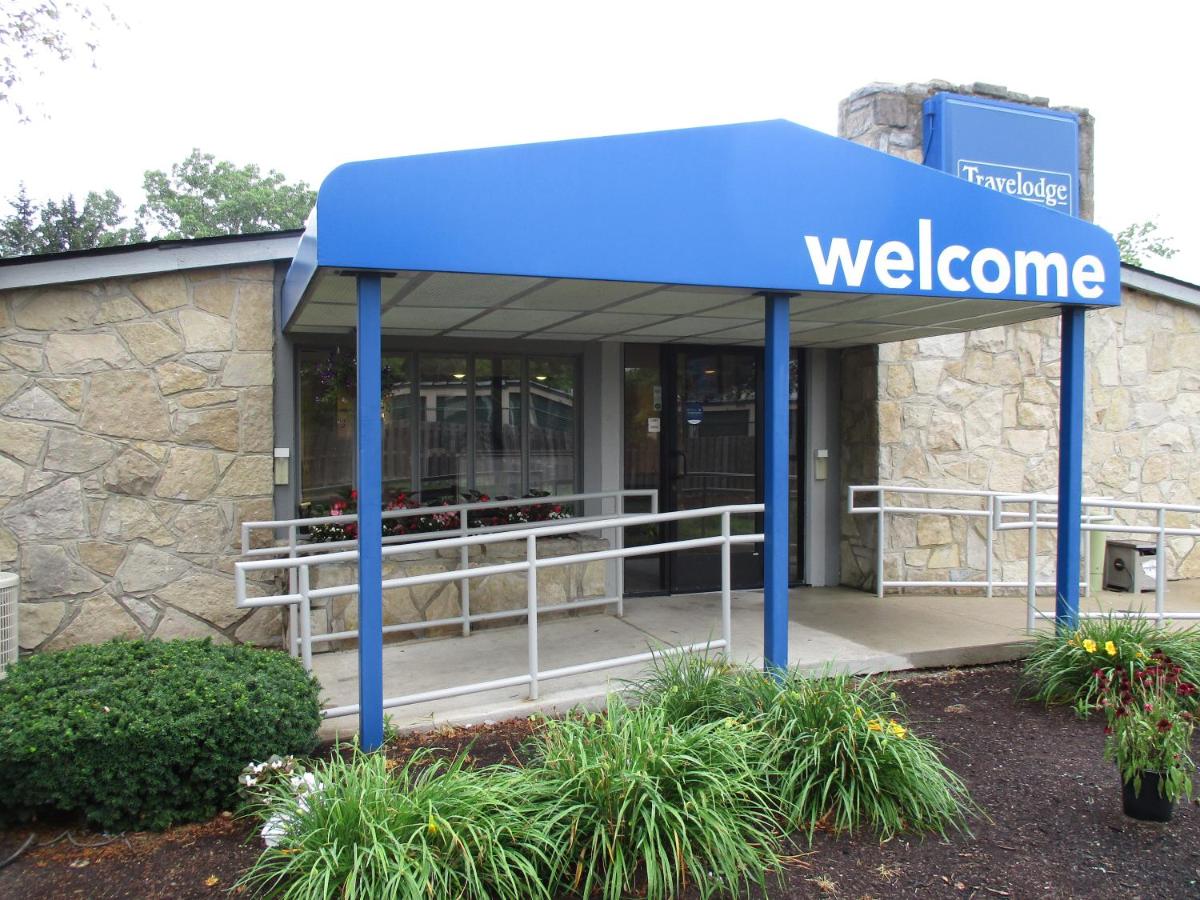 Travelodge by Wyndham Lansing - Housity