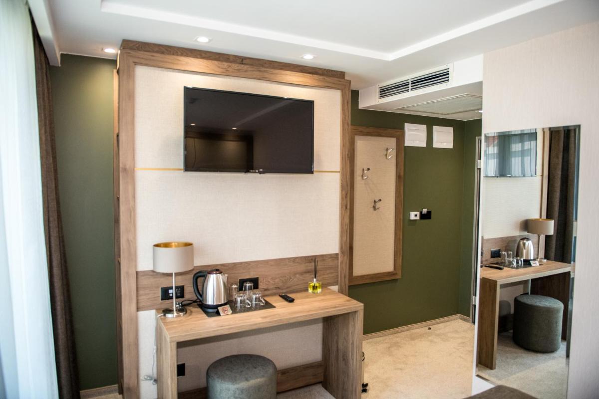 Arletti Hotel - Housity