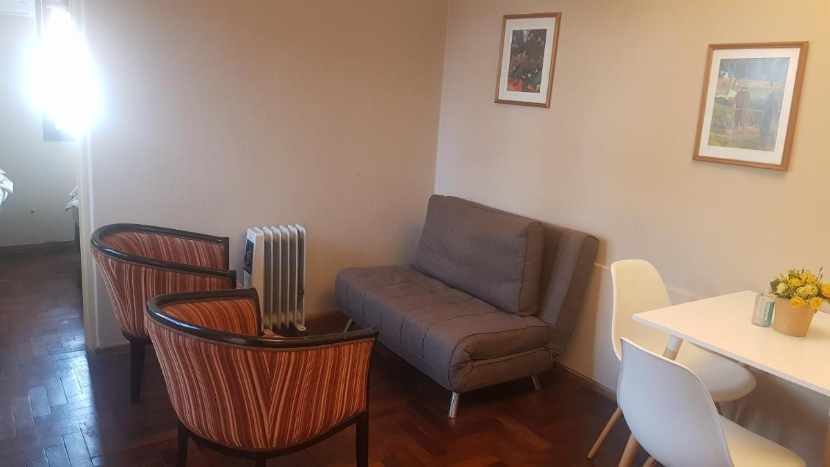 Las Rosas Apartamento - Housity