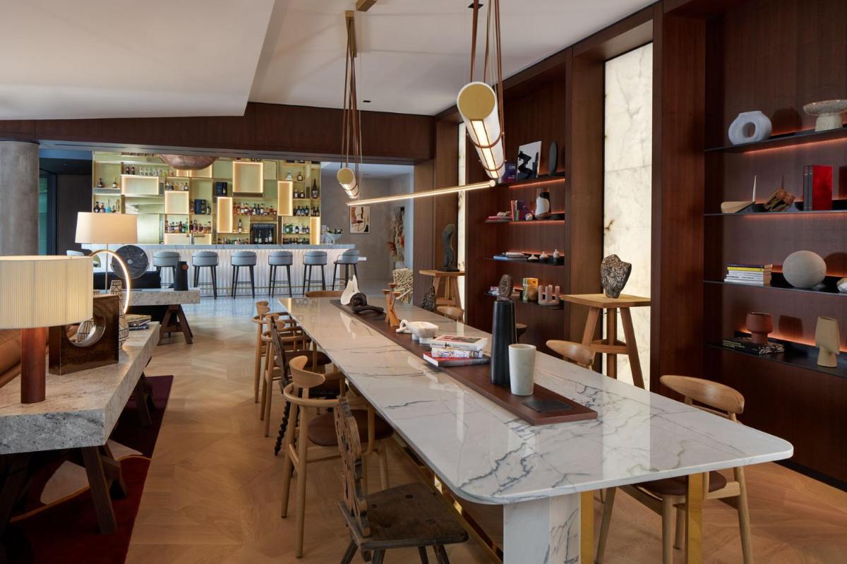 Restaurant ou autre lieu de restauration dans l'établissement L'Esquisse Hotel & Spa Colmar - MGallery Collection