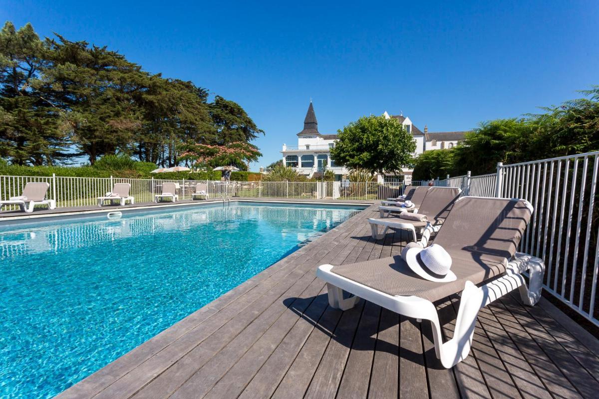 Piscine de l'établissement Hotel Restaurant Spa du Tumulus Carnac ou située à proximité