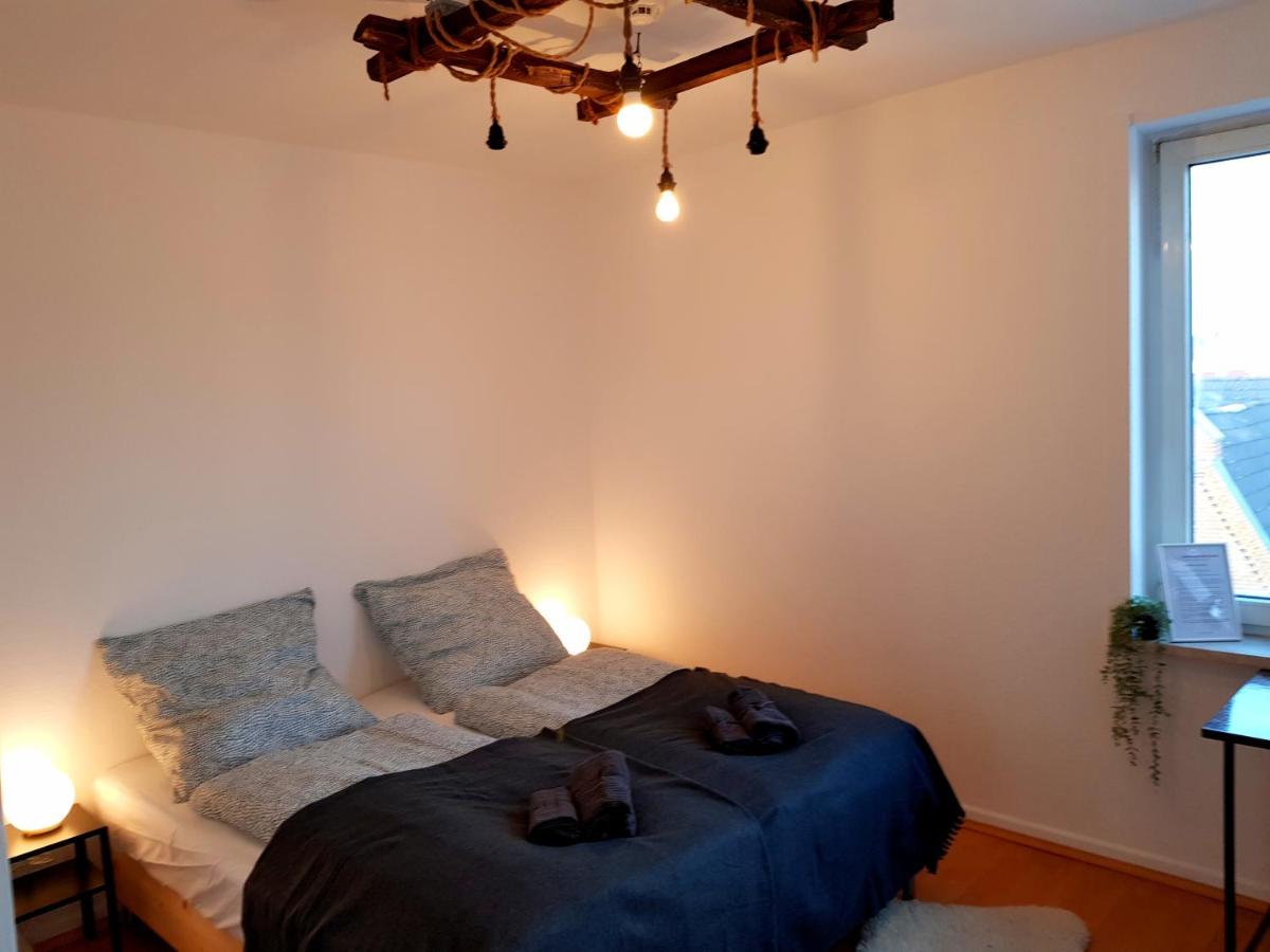 Design-Apartment für 4 mit Küche Nahe der City - Housity