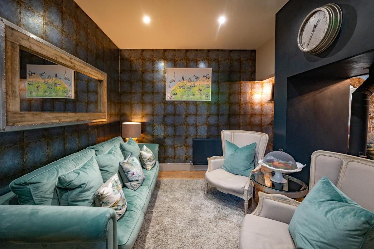 No33 HUNSTANTON BOUTIQUE ROOMS - Housity