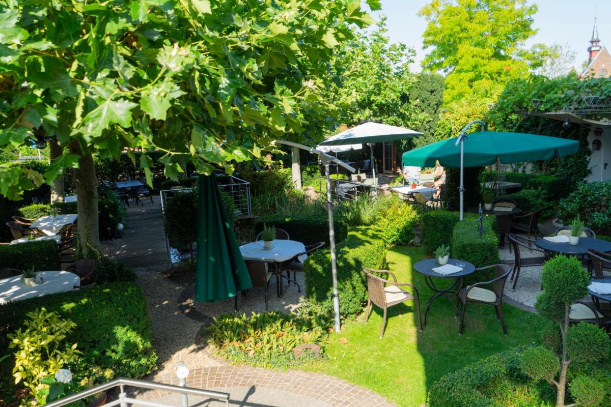 Hotel Restaurant Esser - Housity