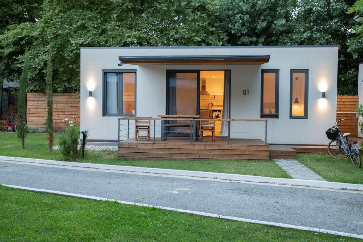 Gkaras Campsite & Apartments - Housity