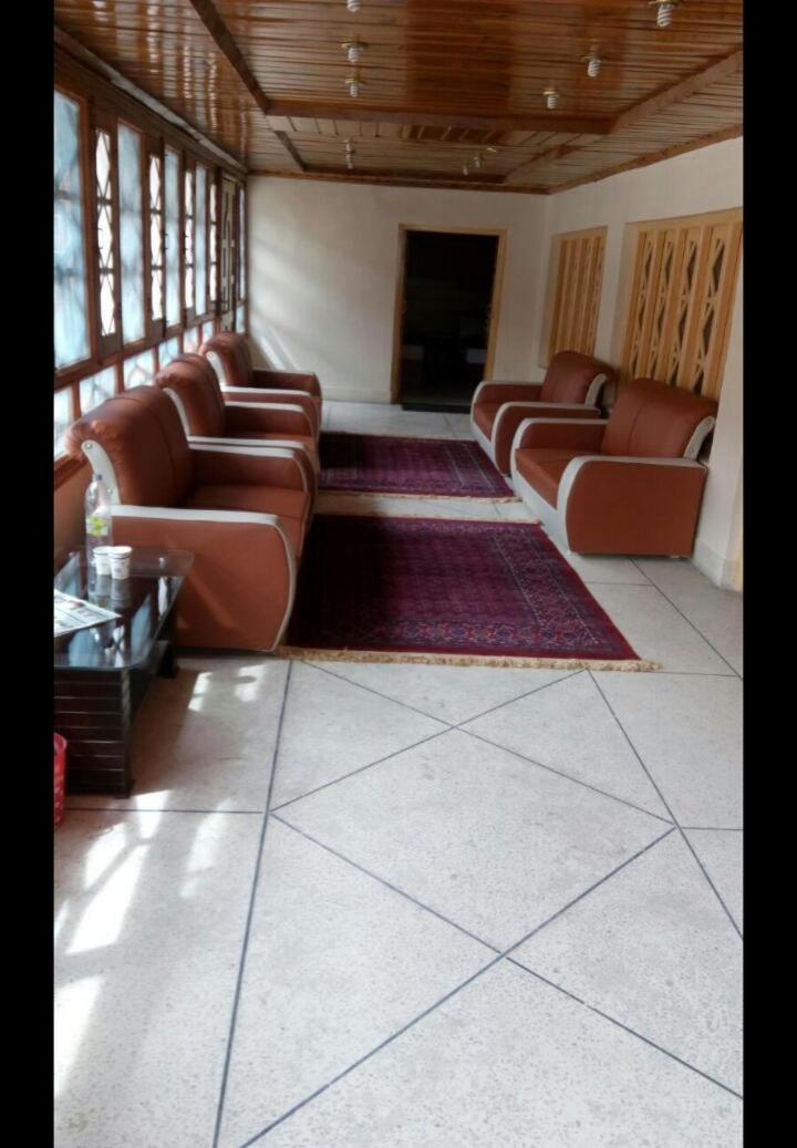 Springfield Guest House Rawalakot - Housity