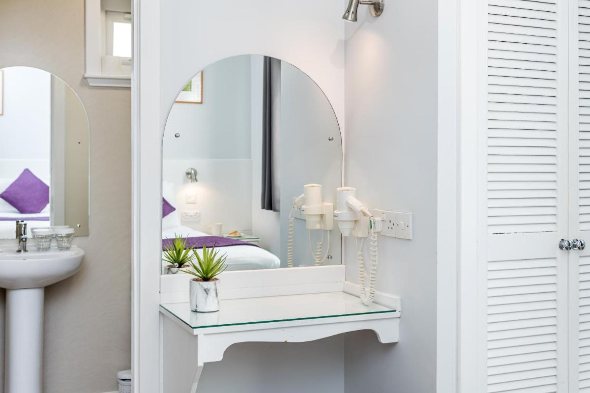 High Range Self-Catering Chalets - Housity