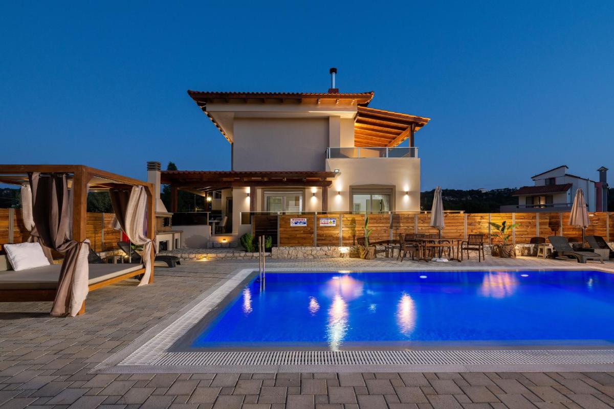 Panthea Luxury Villa - Housity