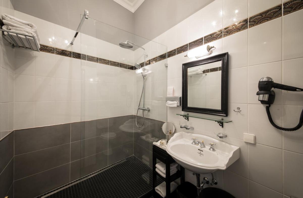 Hotel Der Kleine Prinz - Housity