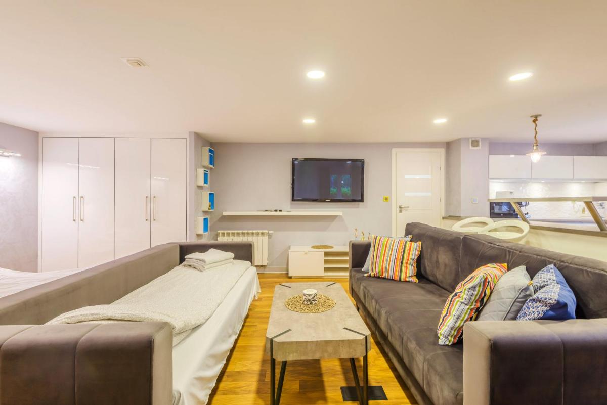 Accent - Housity