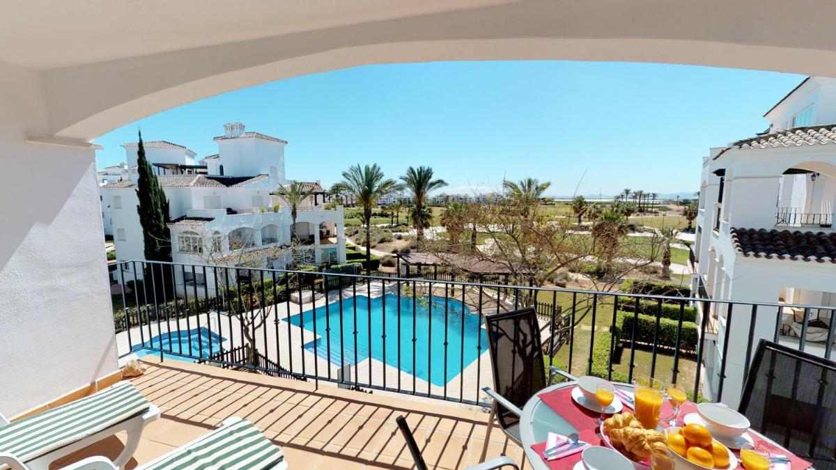 Suitetrails - Casa Sophie Two Bedroom Apartment in Roldan