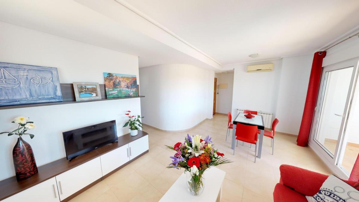 Suitetrails - Casa Sophie Two Bedroom Apartment in Roldan
