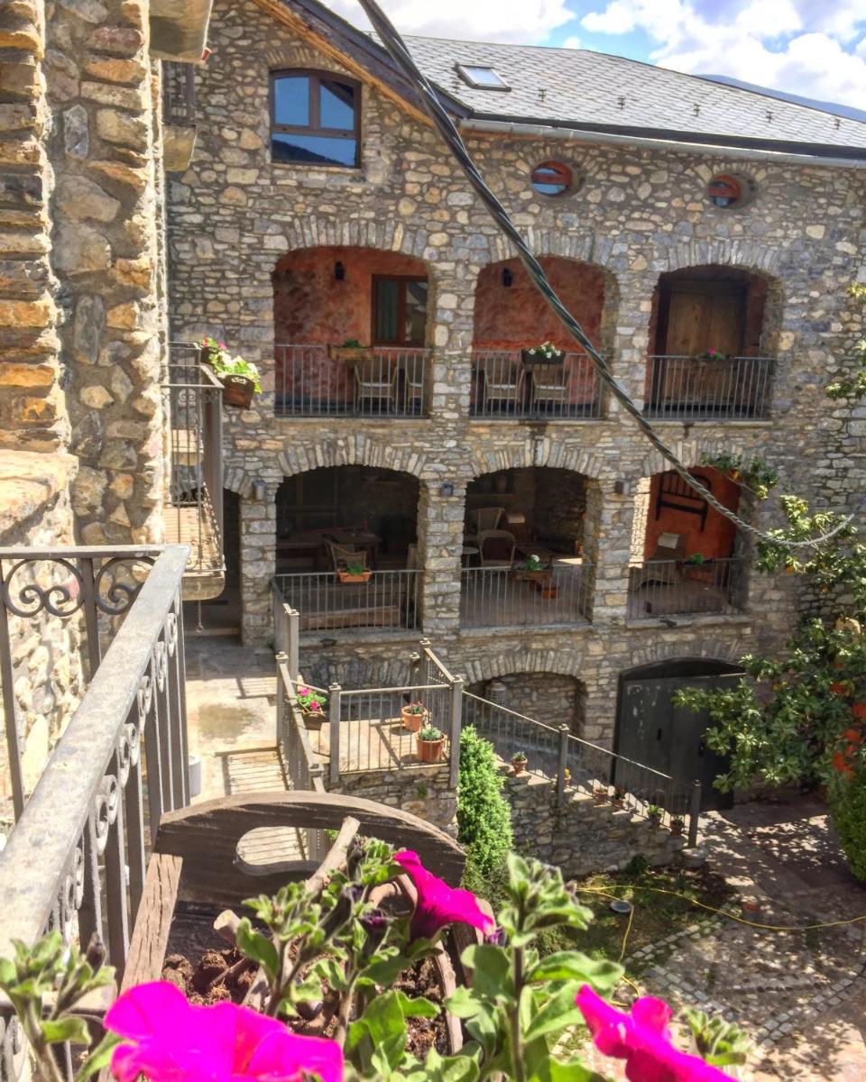 L'Alcova Turisme Rural - Housity