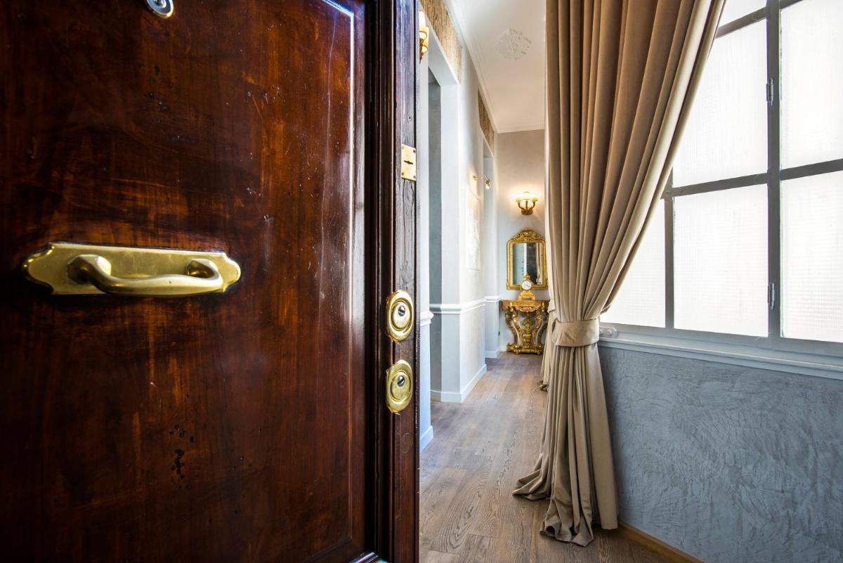 Spagna Apartment - Alta Luxury Apartments - Housity