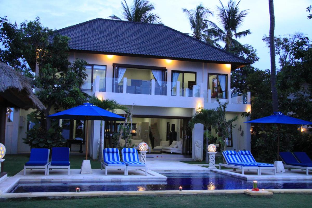 The Beach Front Villas - North Bali - Housity
