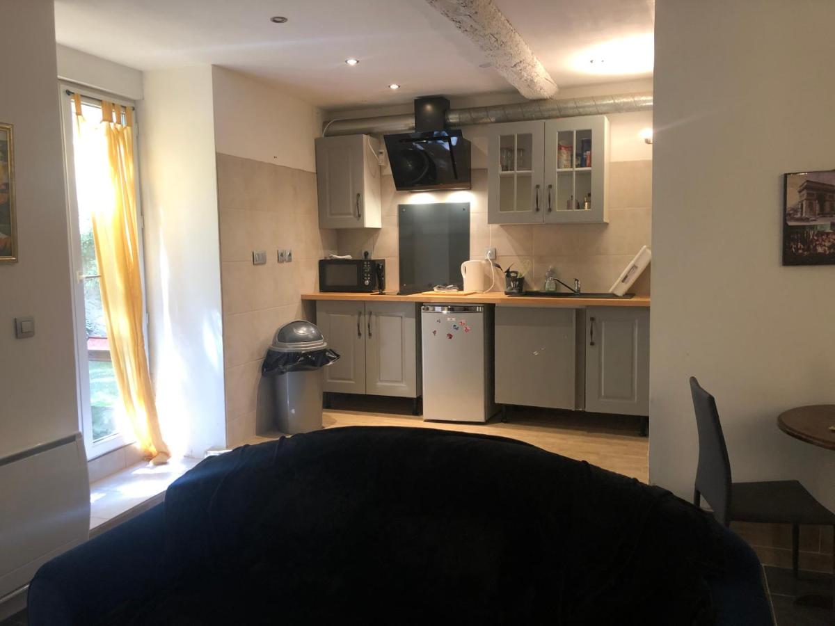 Studio centre ville proche gare avec cour privée - Housity