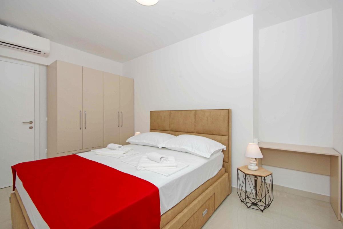 Sunset Apartments - Hizvo