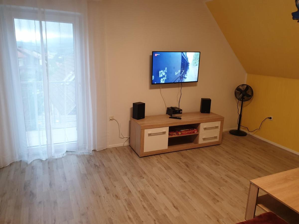 Großzügige Ferienwohnung in Furth im Wald - Housity