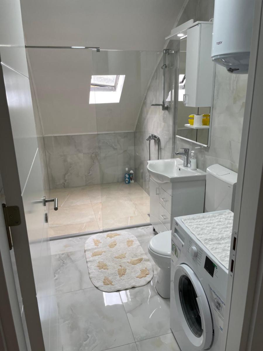 LUNA Apartment - Housity