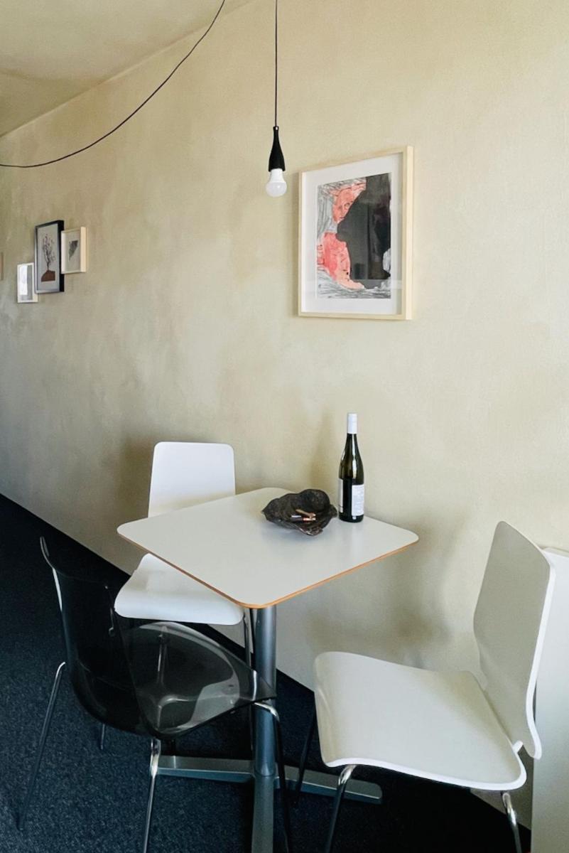 Cozy Apartment - CityCentre - FreeParking - SelfCheck-in - Housity