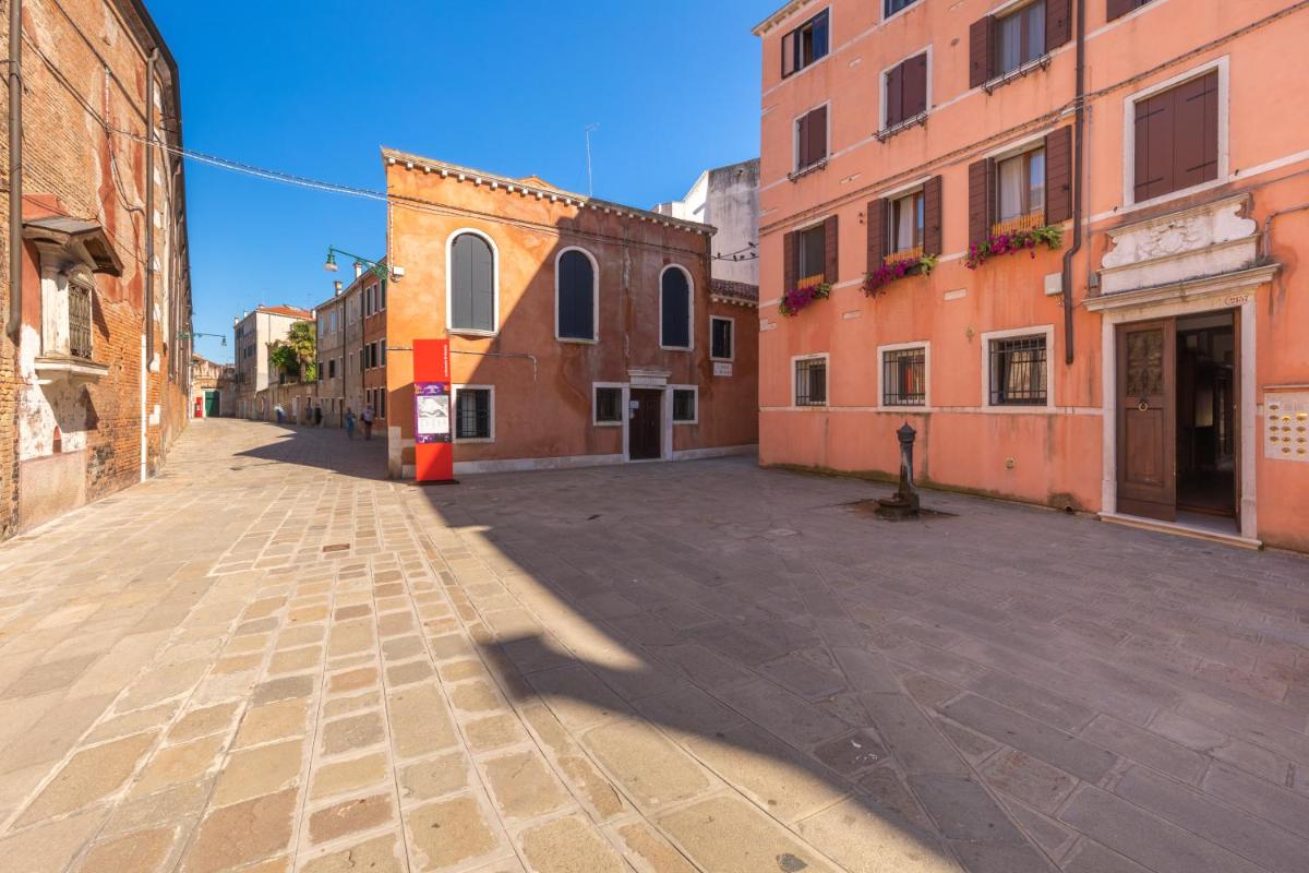 giulia house - Housity