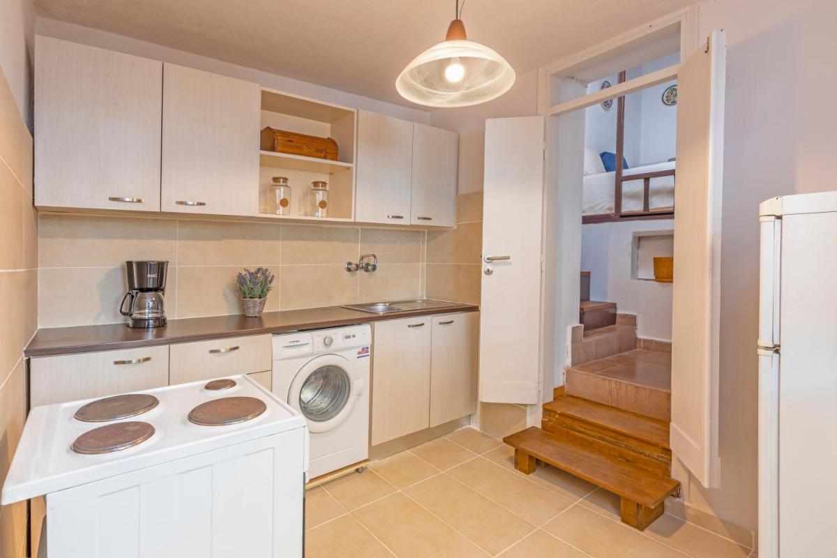 Hidden Gem of Afandou , Traditional House & Patio - Housity