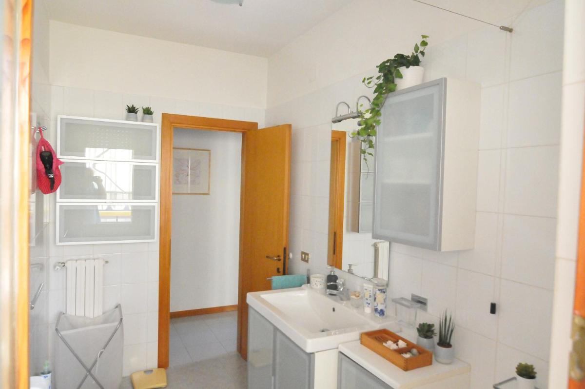 Sole & Querce Apartments- Bike Friendly with garage - Hizvo