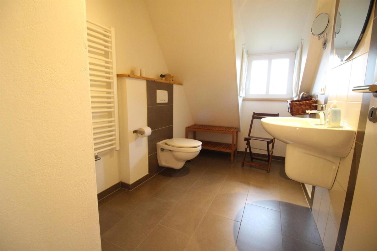 Ferienwohnung unter Reet - Housity