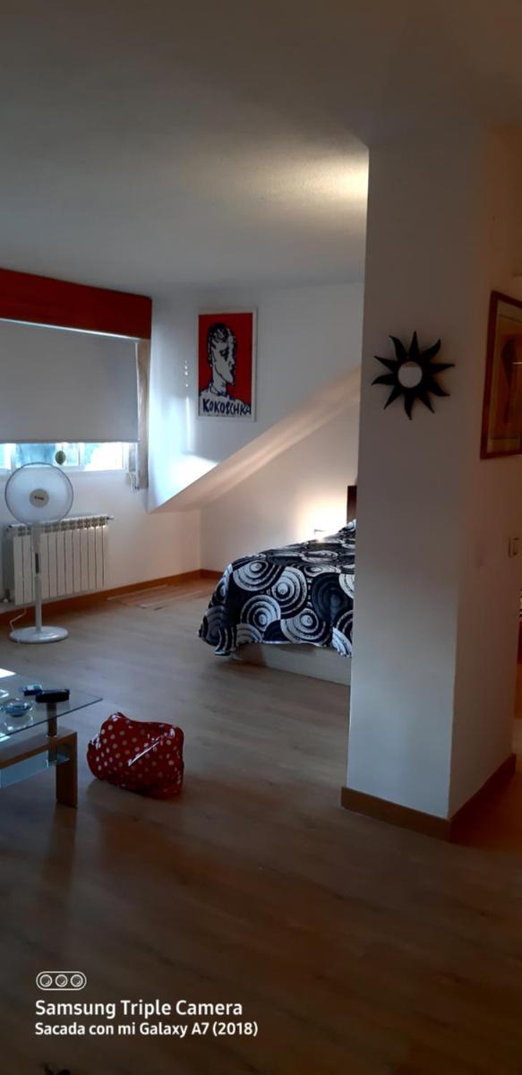 Tomillaron House - Housity
