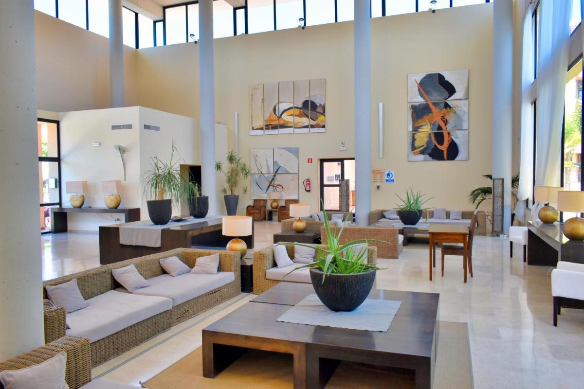 Leo Enebrales - Housity