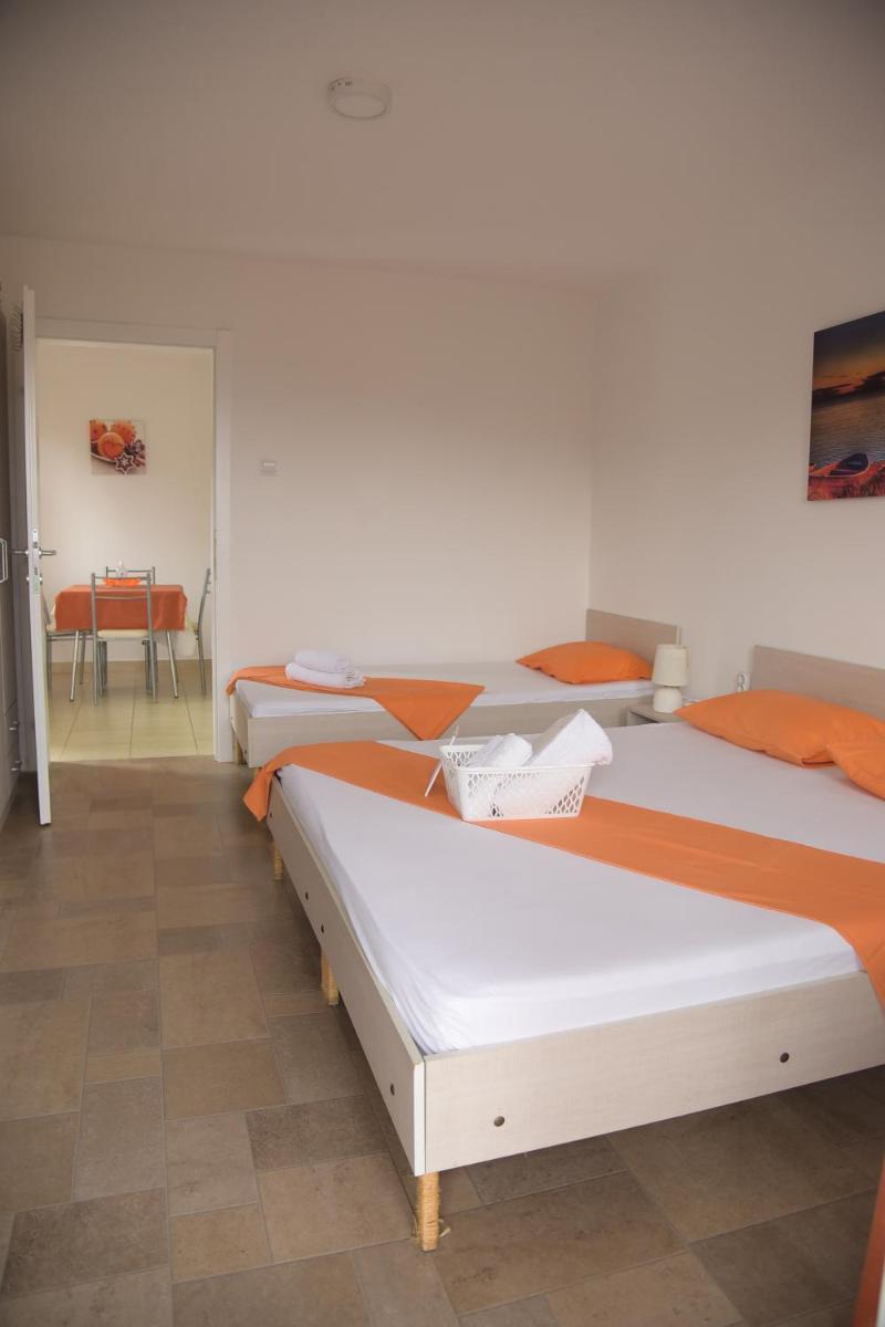 Apartments Villa Naumovi - Housity