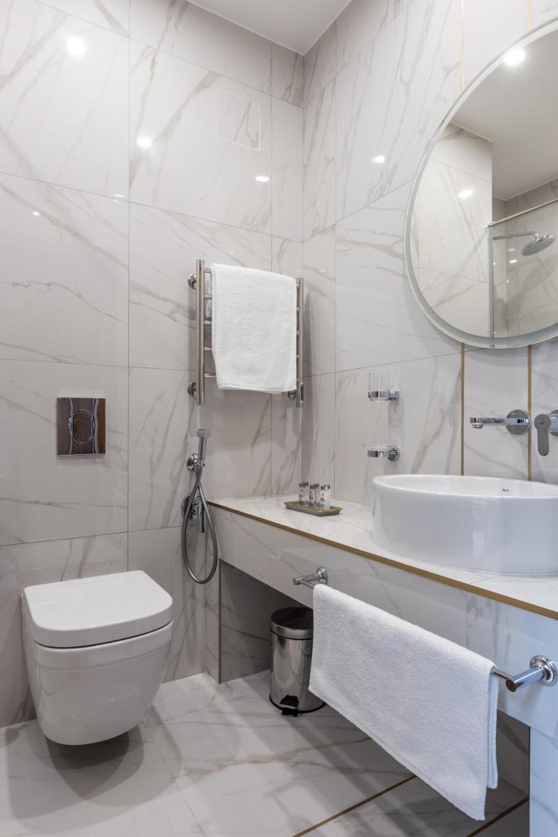 Suitetrails - AZIMUT Hotel Tula