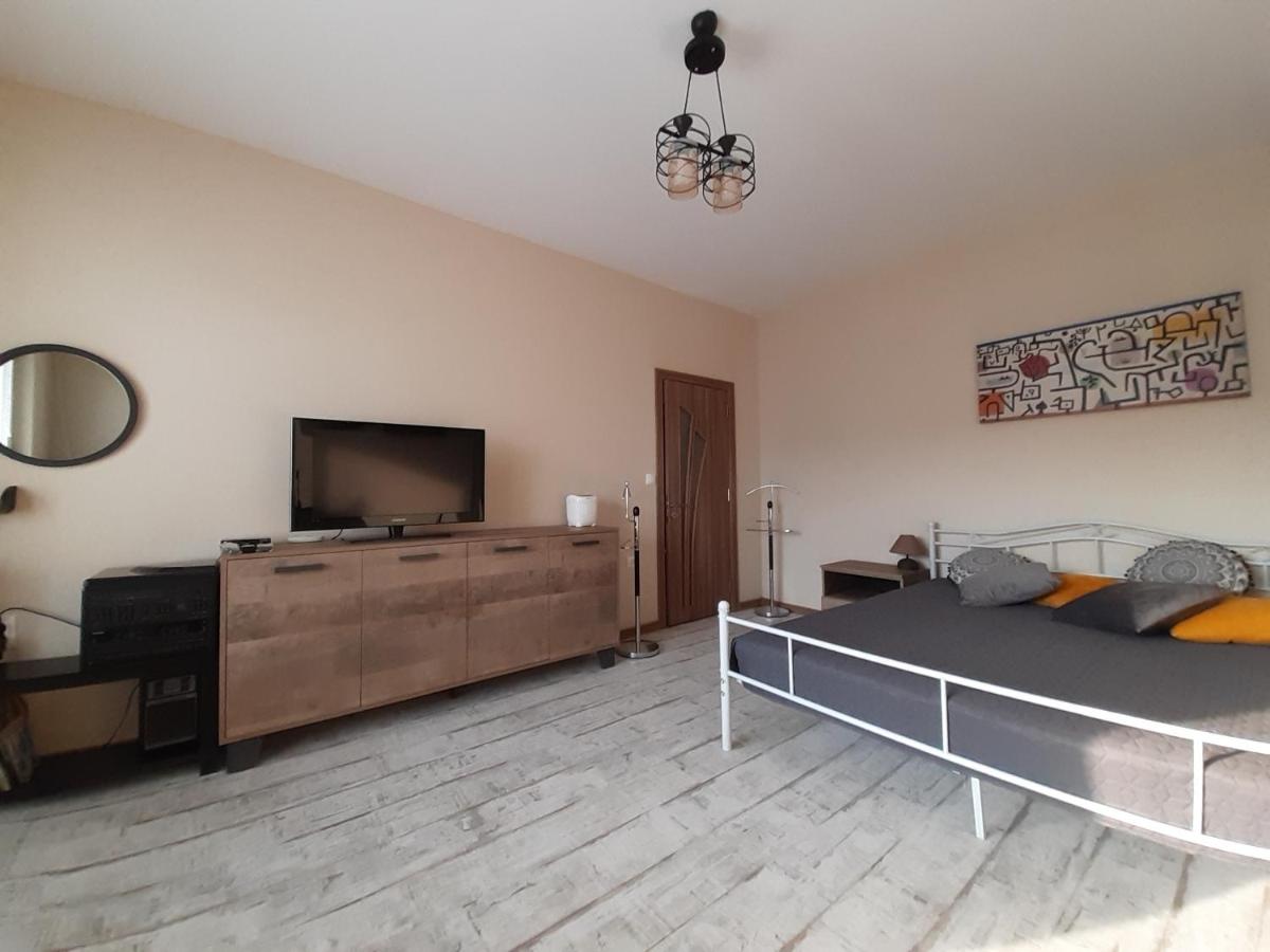 Lefterov's Guests Suite - Housity