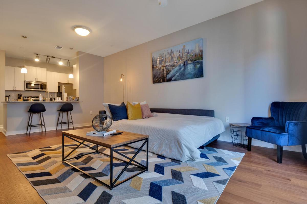 Private Apartment on Atlanta's Beautiful Beltline Trail- Includes Free Parking - Housity