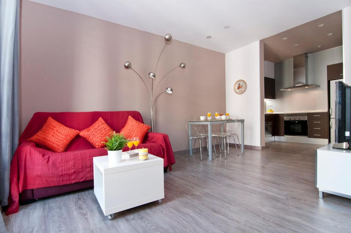 New flat in the center-Eixample Passeig de Gracia - Housity