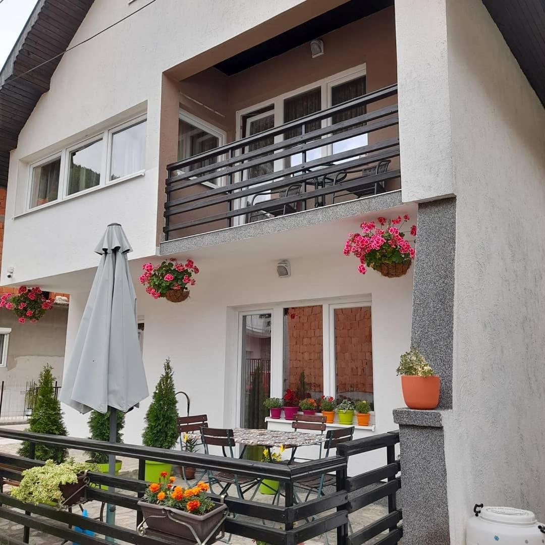 Suitetrails - Apartmani Ajanovic